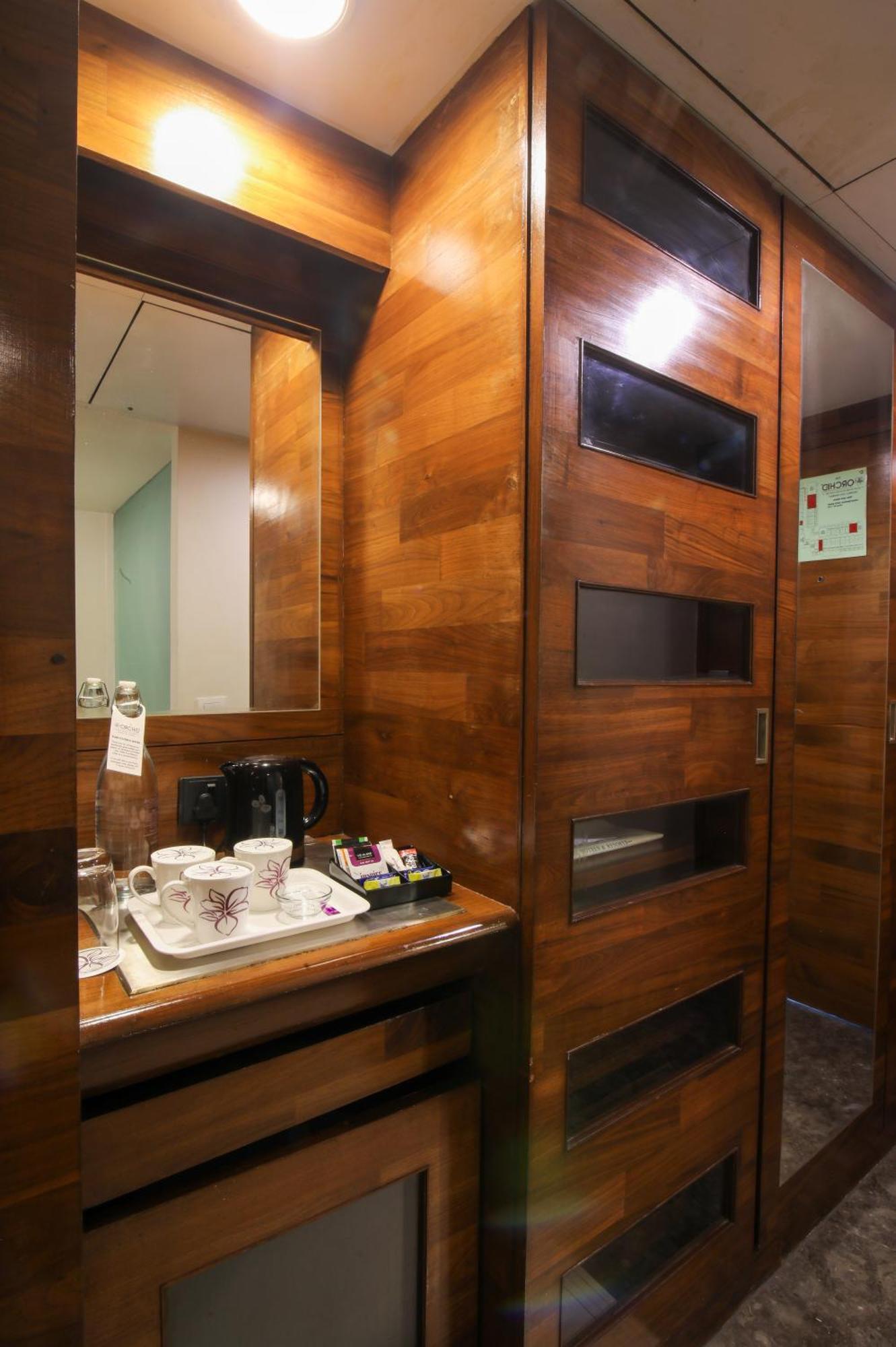 The Orchid Hotel Hinjewadi Pune Luaran gambar