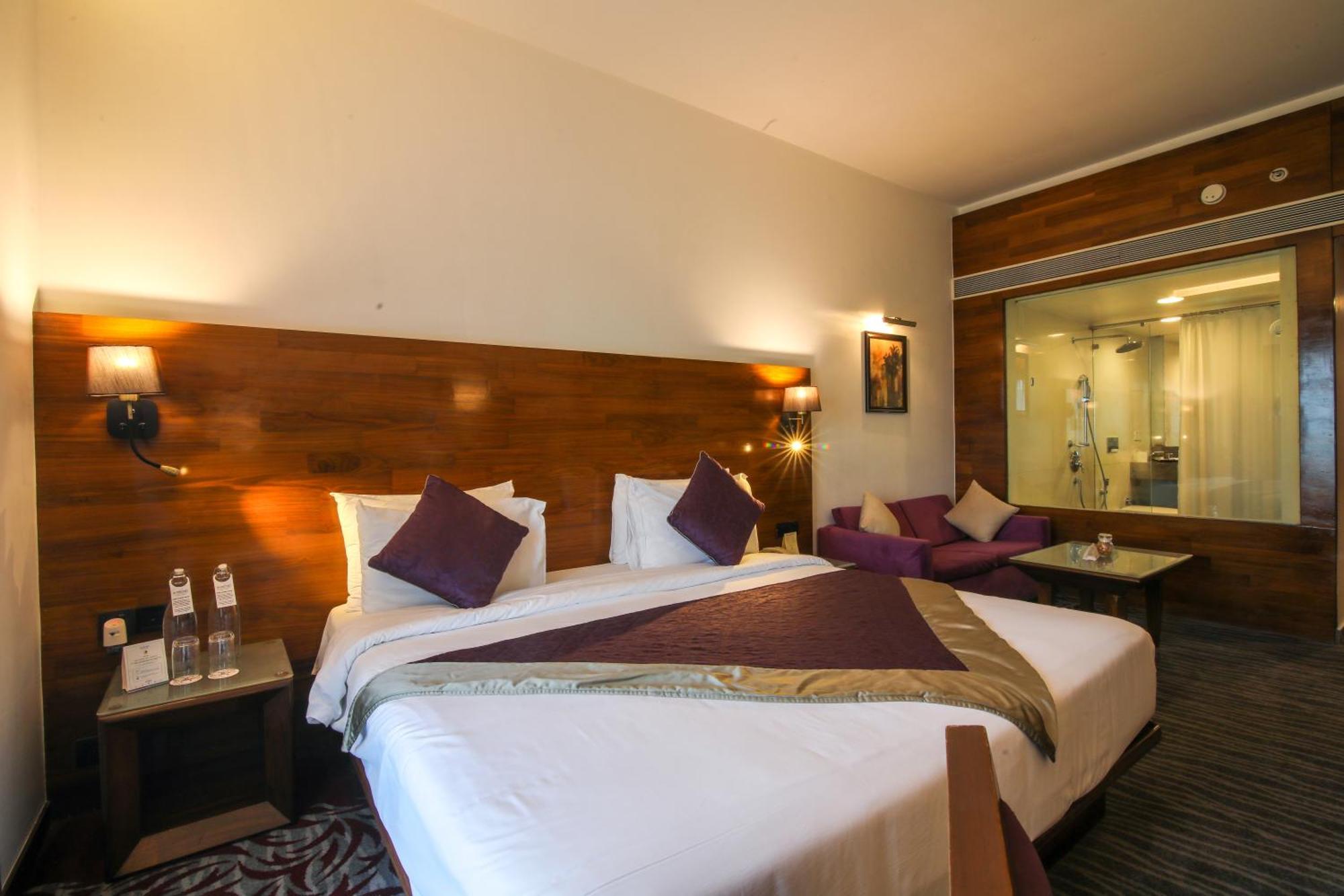 The Orchid Hotel Hinjewadi Pune Luaran gambar